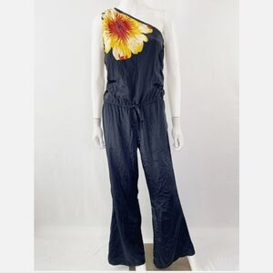 VENUS Flare Leg Jumpsuit